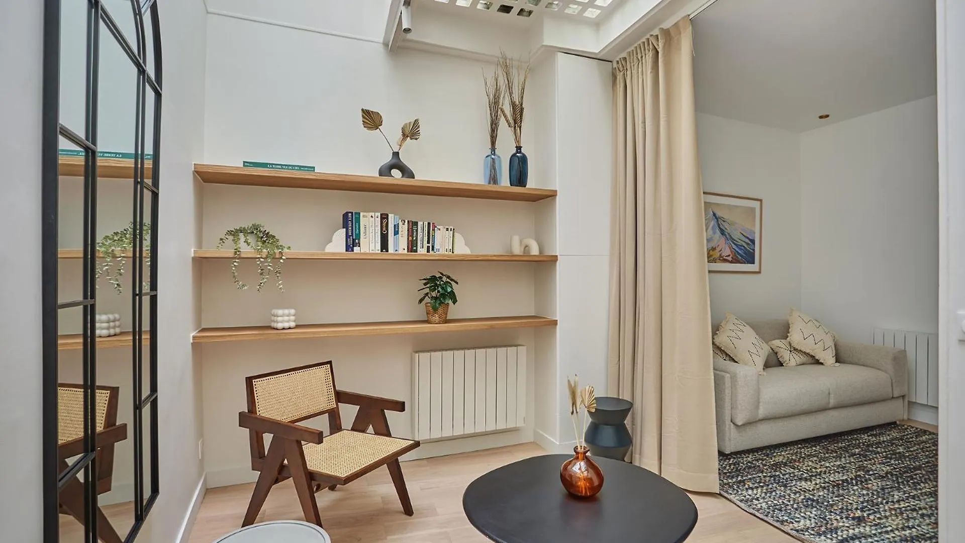 Apartment Le Marais Centre De Paris By Studio Prestige France